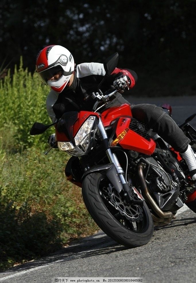 钱江贝纳利图片