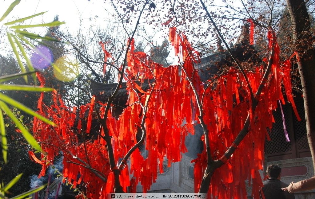 新年祈福,红缎,天空,许愿带,园林景观,园林建筑,建筑园林,摄影,300DPI,JPG